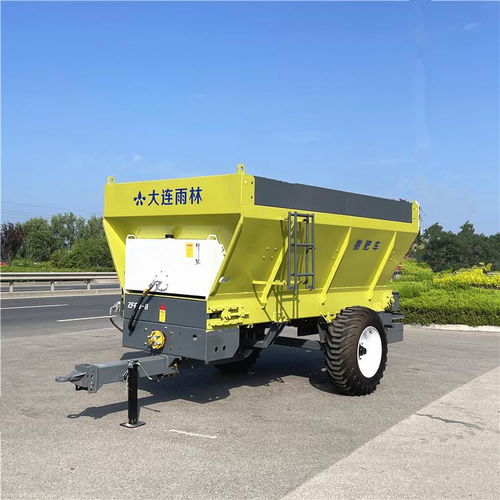 農(nóng)家肥施肥車 拖拉機(jī)后傳動(dòng)撒肥機(jī)，精準(zhǔn)施肥助力農(nóng)業(yè)增效